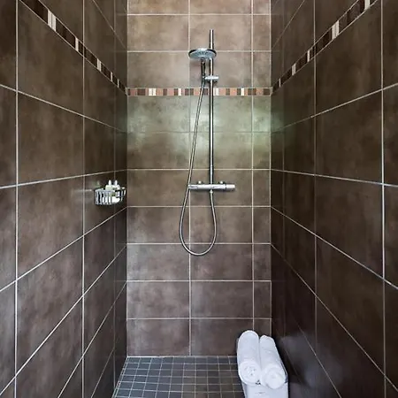 Sleeps 6 Pool Air Con Wifi * La Vaccaja